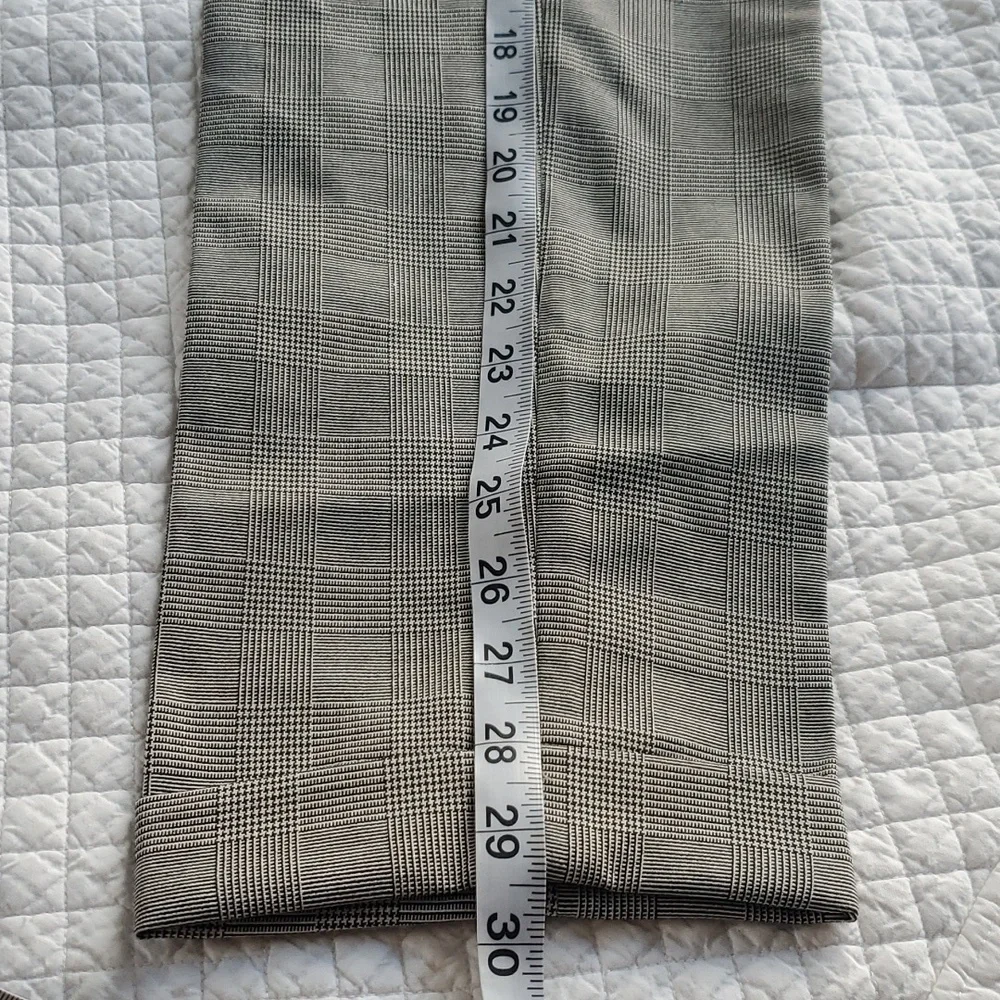 H&M Men's Slim Fit Pants - Picture 10 of 11